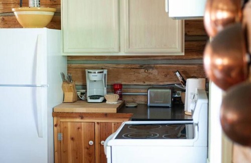 Pray House | Placer Cabin in Yellowstone City Guest Ranch