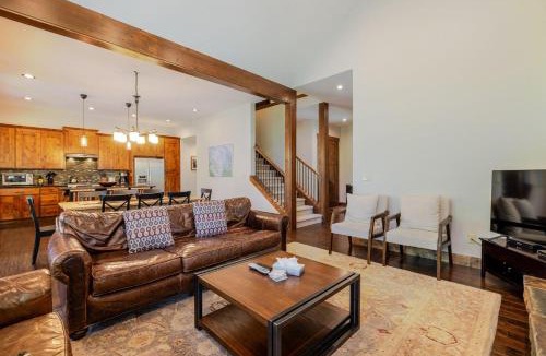 Bend House | Points West