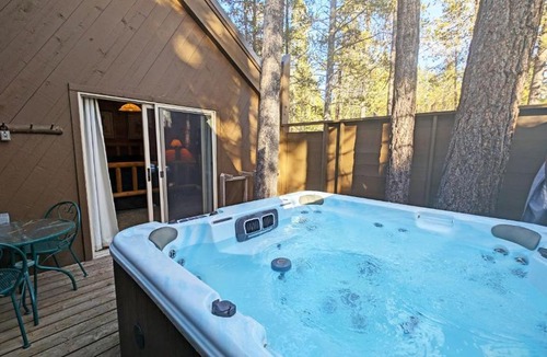 Overlook Park House | Pole House 10