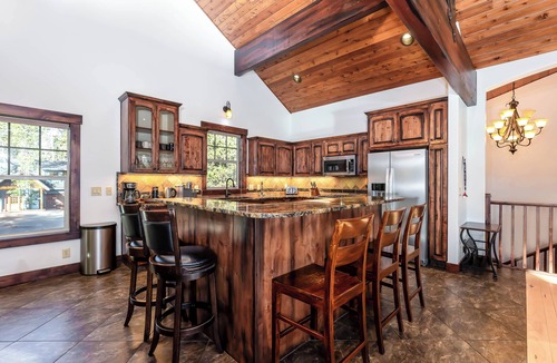 Three Rivers House | PONY47 - Stunning River Front Home, Community Pool
