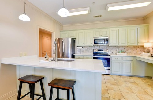 Springfield House | Pool Access + Golf View: 5BR Springfield Home