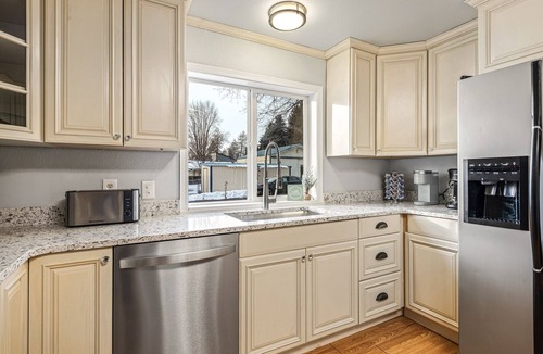 Coeur d'Alene House | Pool, close to Downtown CDA & Attractions. Perfect home for a Family Vacation