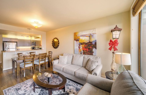 Chelan Apartment | Pool, Hot Tub, & Beach Access! Chelan Family Haven