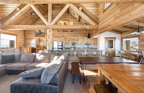 Fish Haven Cabin | POOL in Huge Cabin, Sleeps 43+, Tons of Parking