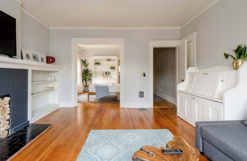 Belmont Apartment | Portland Classic - Parks, Eateries & Local Shops