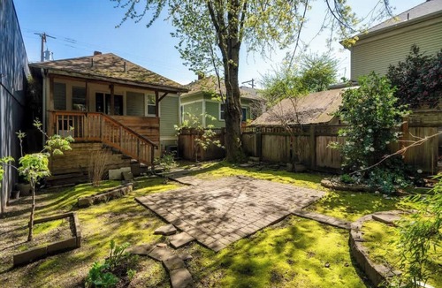 Hosford-Abernethy House | Portland Gem 3BR Backyard AC Best Location