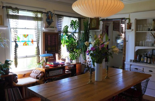King House | Portland Sanctuary: A 2-bedroom house with AC in vibrant Portland