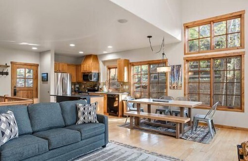 Tamarack Resort House | Powder Ridge | Includes Two 1-Day Lift Tickets