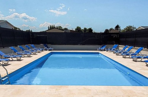 Biville-sur-Mer House | Practical mobile home, pets welcome - 4 guests