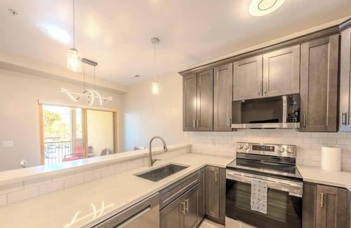 Pleasant Grove House | Premium 3BR Suite for Family & Friends-Waffles too