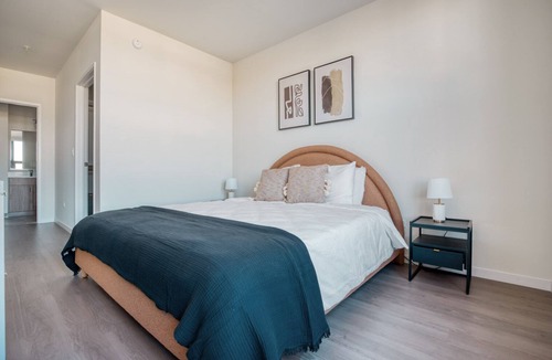 Logan Square Apartment | Premium Logan Square 2BR w/ Pool, Lounge & Gym nr L, by Blueground