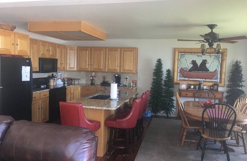 Harbor Village House | Prime location! 3 bedroom Gorgeous Bear Lake view