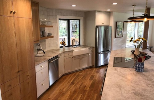 Black Butte Ranch House | Prime location! Recent remodel. On the 13th green! Minutes to Paulina Pool!