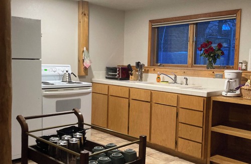 Missoula Apartment | Private 1bd/1ba suite in the forest close to town