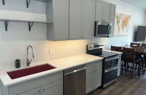 Coeur d'Alene House | Private 3BR ADU with Full Kitchen, Laundry and Deck