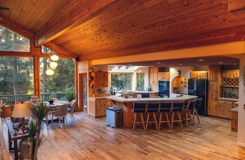 Port Angeles House | Private 5-Acre Retreat · Hot Tub · Sauna · Sleeps 16