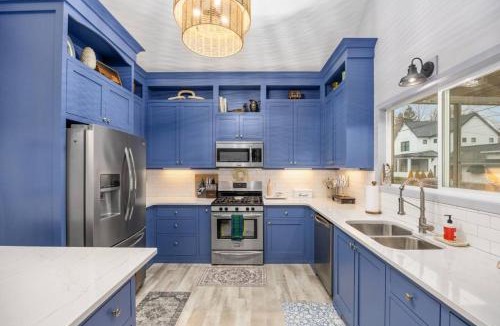 Spring Lake House | Private Beach + Walk to Spring Lake (Sleeps 6)