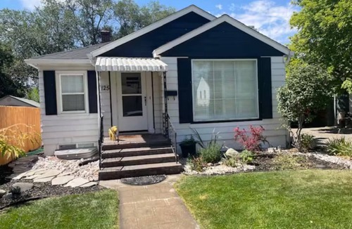 Pocatello Cottage | Private Cottage Retreat in the Heart of the West