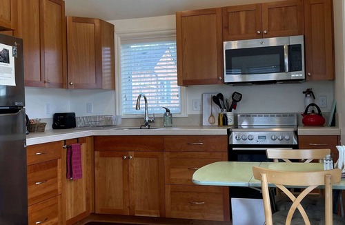 South Tabor Cabin | Private driveway and EV charger
