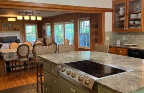 Newberg House | Private Estate in Wine Country