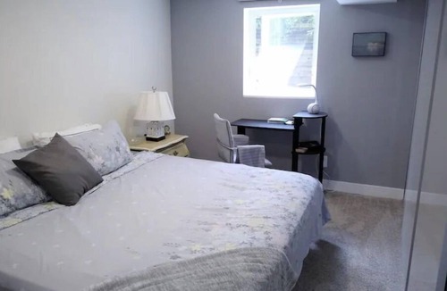 Mount Olympus House | Private Floor with a View. Hosted By Realtor