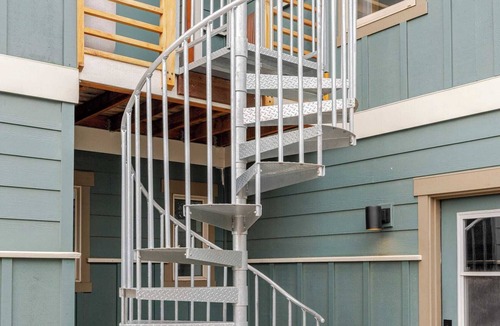 Old Bend Apartment | Private Guest Suite in the Heart of Old Bend