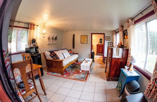 Garden Valley House | Private Hot Spring, Perfect for Couples, No Shared Spaces, 1 Hour North of Boise
