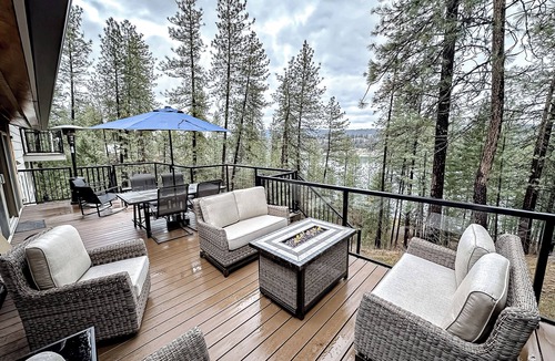 Nine Mile Falls House | Private Lake Access & Dock: Home Near Spokane