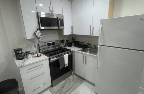 Pembroke Pines Apartment | Private Studio, 2 Beds & Free Parking Near Hard Rock