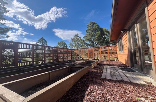 Parker Apartment | Private studio at Bayou Hills BnB in charming Parker perfect for getaway