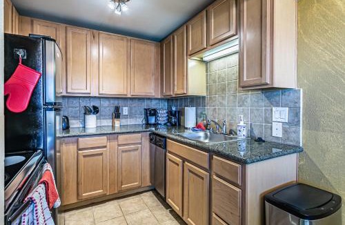 North End Apartment | Puget Sound View, Best Area, 2 Baths, 2 Bedrooms, WD, Jacuzzi Bath, New Carpet, Balcony, View, 925sf