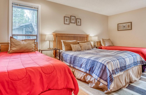 Sunriver Cabin | Quail Lane 11