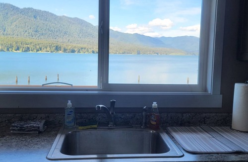 Amanda Park Cabin | Quaint, two bedroom cabin, On Lake Quinault."