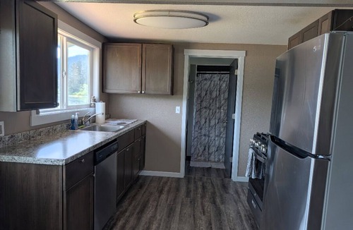 Amanda Park Cabin | Quaint, two bedroom cabin, On Lake Quinault."