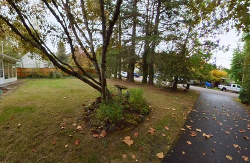 West Slope House | Quaint yet Modern 2-bedroom house with privacy in Beaverton