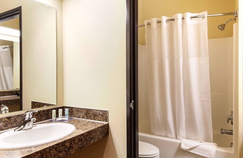 Selah Hotel | Quality Inn Selah Yakima