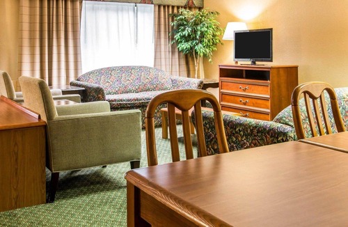 Southfield Hotel | Quality Inn Southfield - Detroit