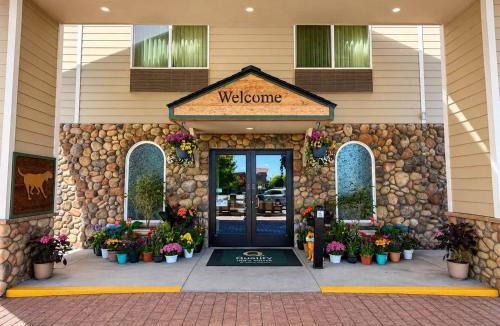 Sequim Hotel | Quality Inn & Suites Sequim at Olympic National Park