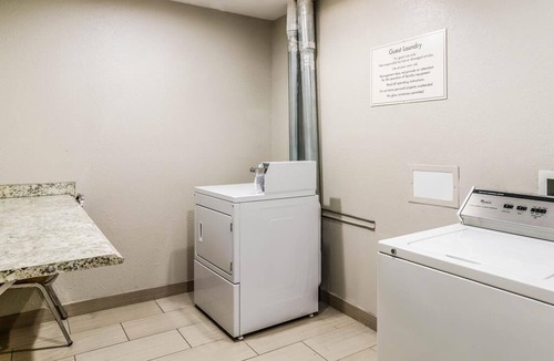 West Central Westminster Hotel | Quality Inn & Suites Westminster - Broomfield