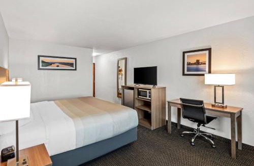 West Des Moines Hotel | Quality Inn West Des Moines I-80 & I-235