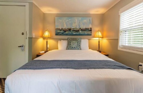 Whitehall Resort | Queen room with views from balcony.
