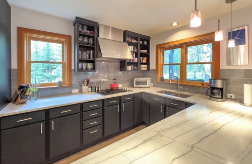 Wilson House | Quiet adventure retreat with acres of national forest land in your backyard