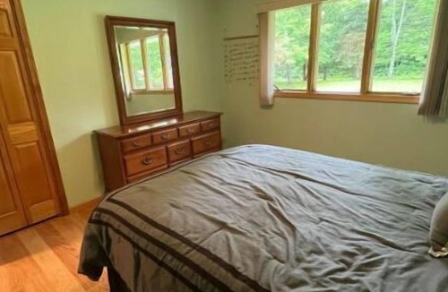 Upper Peninsula Michigan House | Quiet country home