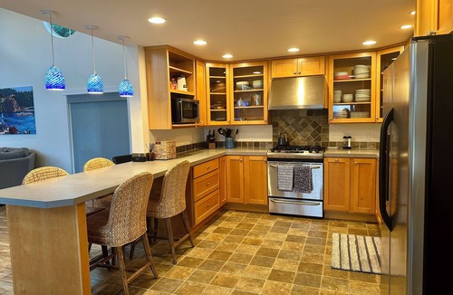 Greenbank House | Quintessential Whidbey Island Beach Home on Honeymoon Bay, Family & Pet-Friendly