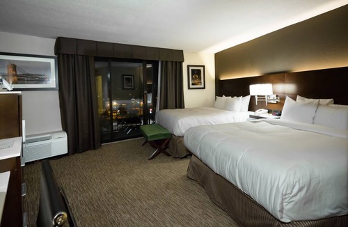 Covington Hotel | Radisson Hotel Cincinnati Riverfront