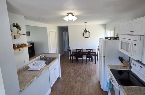 St Ignace House | Ranch home with 3 bedrooms upstairs and 1 down. Refurnished June of 2022