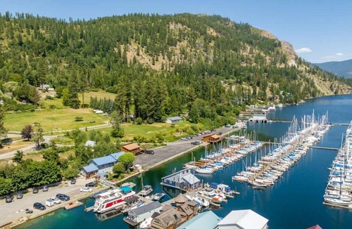 Bayview House | Rare Floating Home Retreat in Bayview With Dock