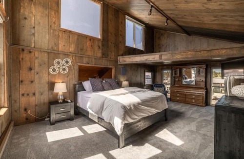 Bayview House | Rare Floating Home Retreat in Bayview With Dock