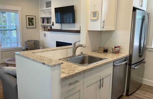 Eastsound House | Recently built Townhouse in Eastsound, walk everywhere!