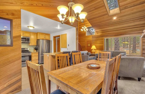 Overlook Park House | Recently updated, great location, private hot tub!